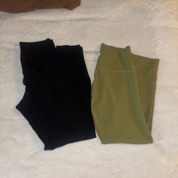 Lululemon Black and Olive Green Leggings Set - Picture 1 of 14